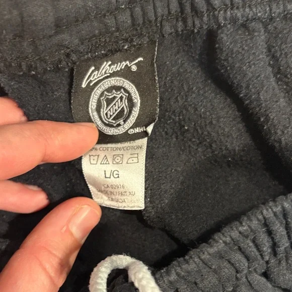 NHL Blackhawks Women's Black Joggers - Picture 2 of 4